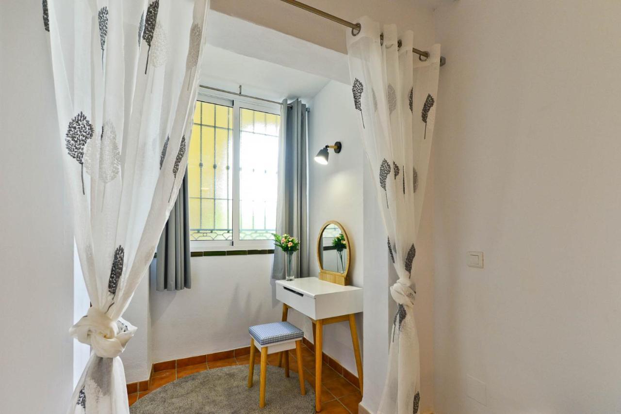 نيرخا Refurbished 2-Bed Apartment Burriana Beach. المظهر الخارجي الصورة