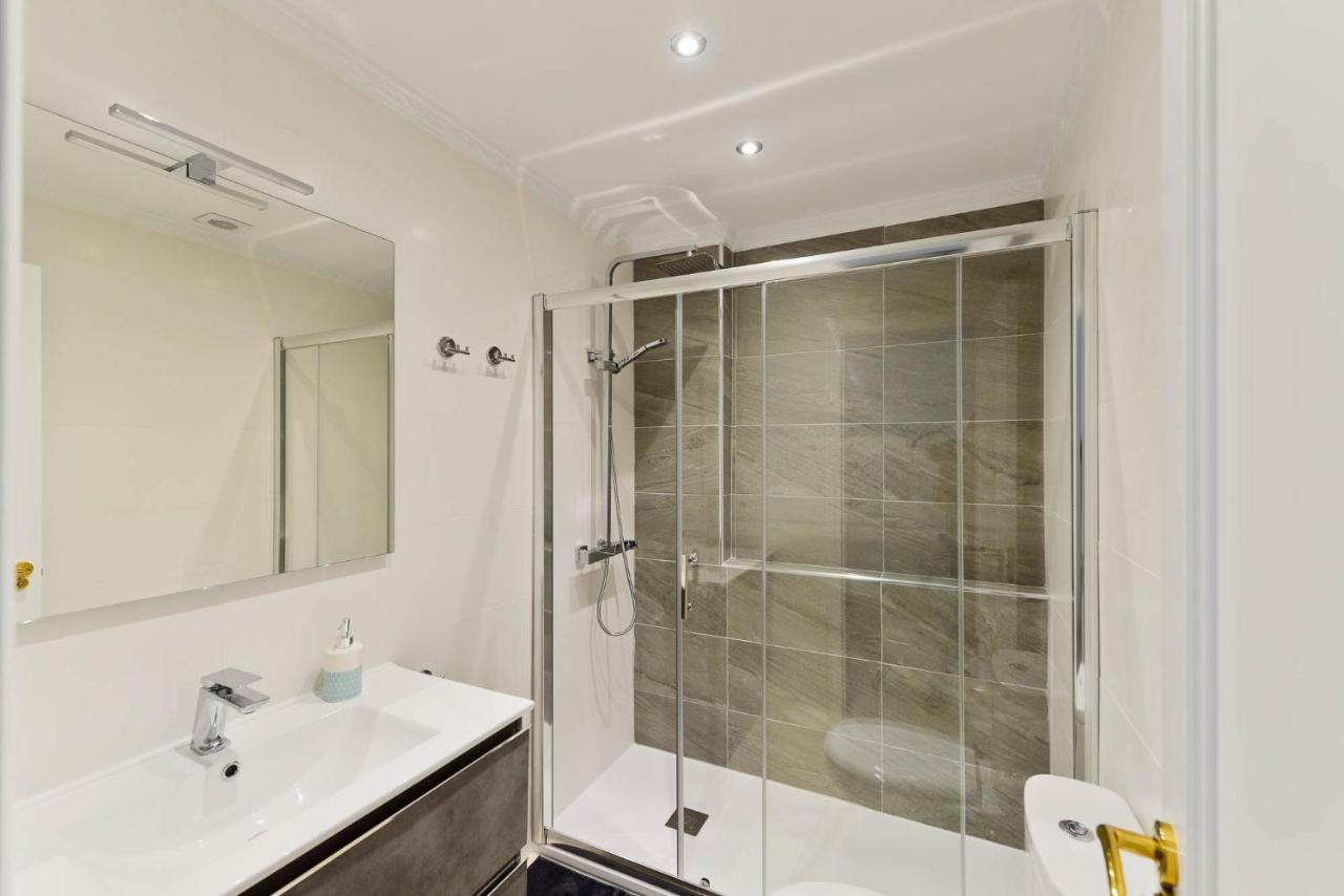 نيرخا Refurbished 2-Bed Apartment Burriana Beach. المظهر الخارجي الصورة